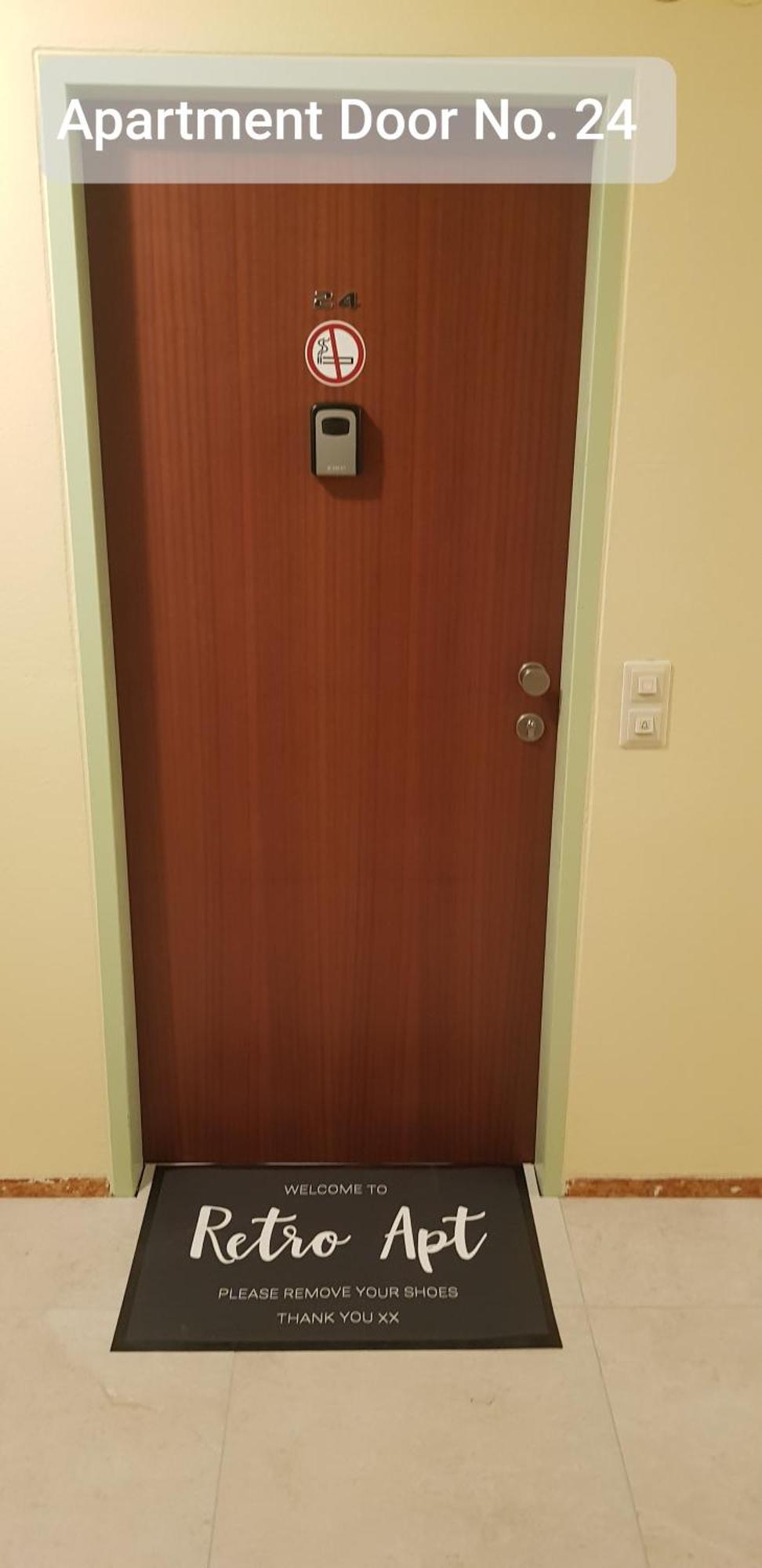 Retro Apartment Kaprun Bagian luar foto